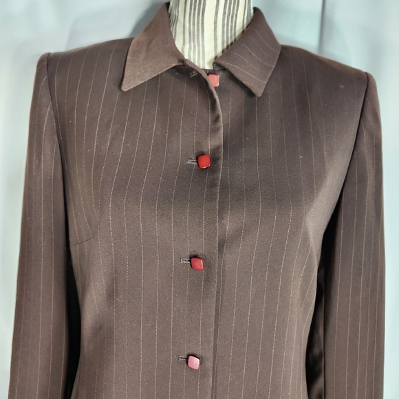 TAHARI Arthur S. Levine Brown Pinstripe Long Blazer Jacket Size 8 - Picture 2 of 7